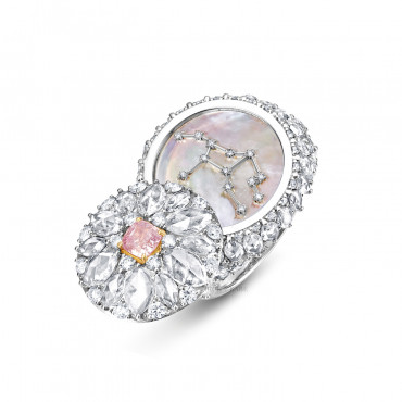 RichandRare-COLLECTOR-PINK DIAMOND, MOTHER-OF-PEARL AND DIAMOND 'CONSTELLATION' RING
