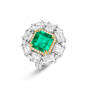 RichandRare--EMERALD AND DIAMOND RING